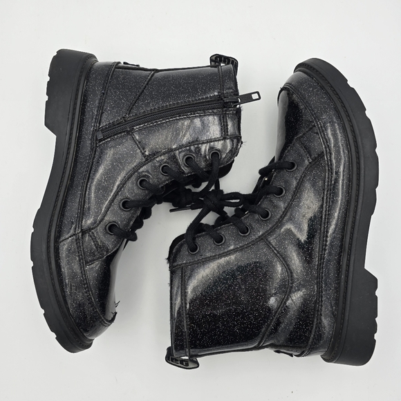 UGG Girls' Ashton Glitter Booties - Big Kids 4, Glitter Black - Picture 16 of 16